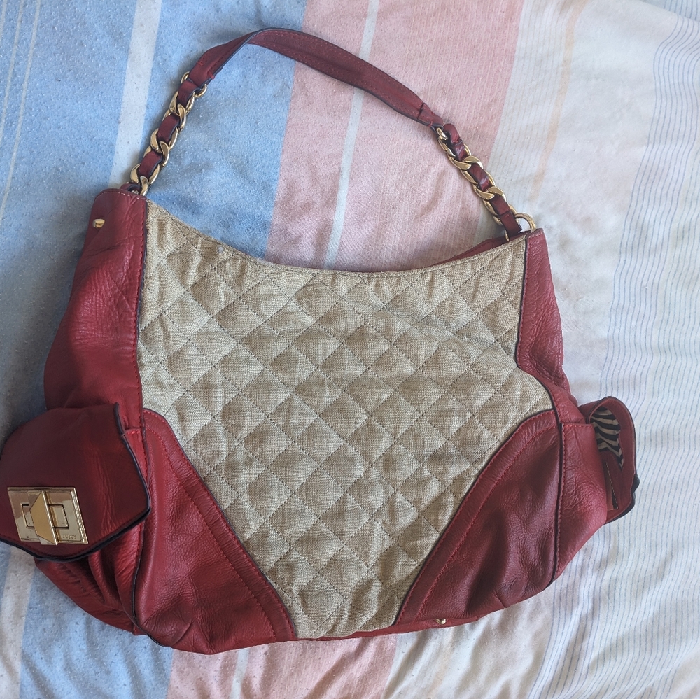 Juicy Couture Gold Metallic Erin Red Siren Shoulder Purse - Picture 3 of 10
